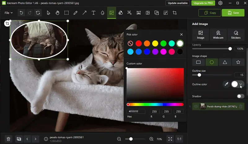 Select the color of the outline of a picture on top of another picture in Icecream Photo Editor